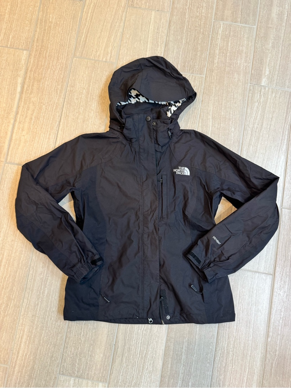 EUC North Face women’s snow jacket